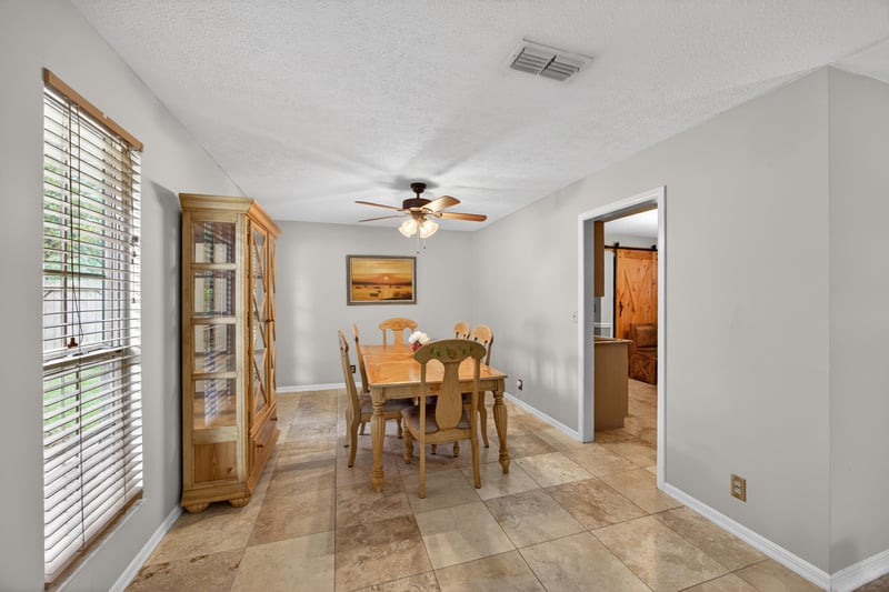 Photo 13 of 3955 Cedar Cove Ln, Jacksonville, FL 32257, photographed by Megapixeler