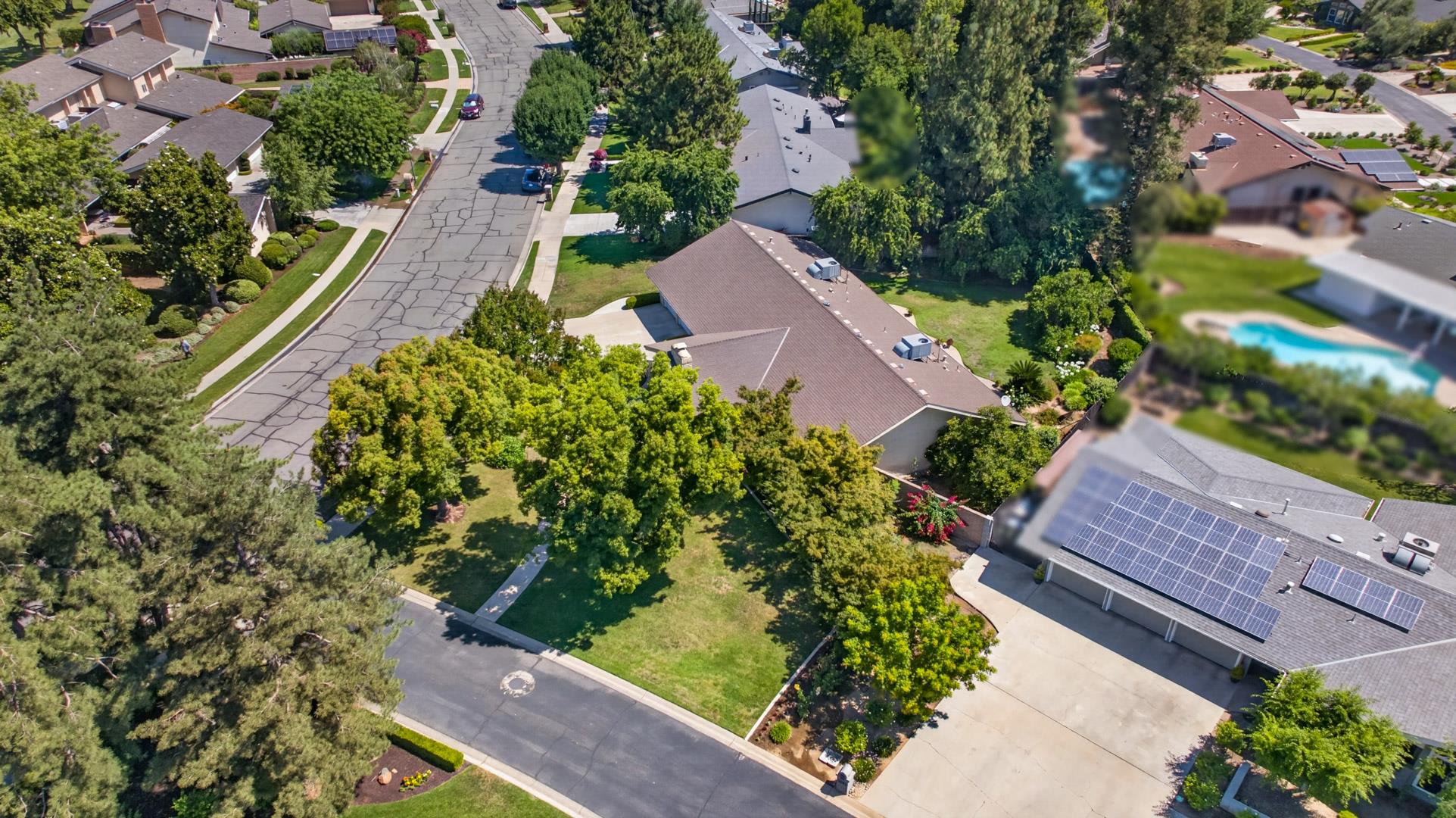 3317 W Alluvial Ave, photo 10