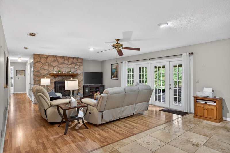 Photo 8 of 3955 Cedar Cove Ln, Jacksonville, FL 32257, photographed by Megapixeler