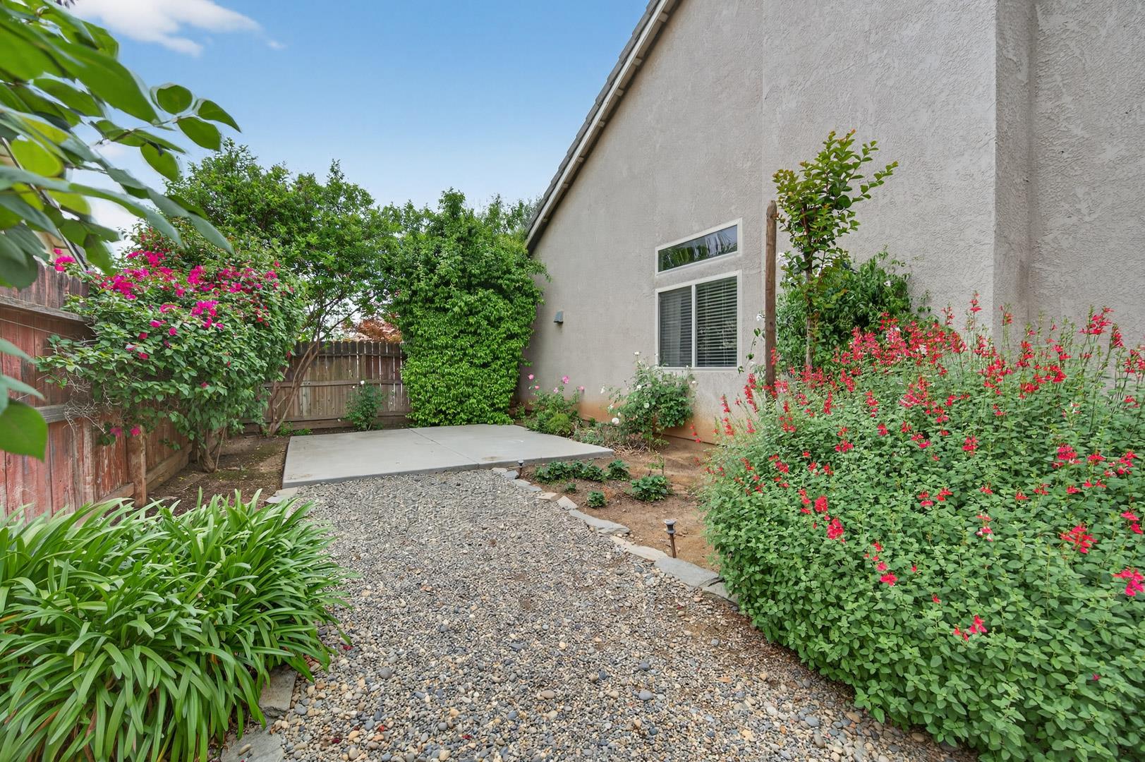 2873 E El Paso Ave, photo 52