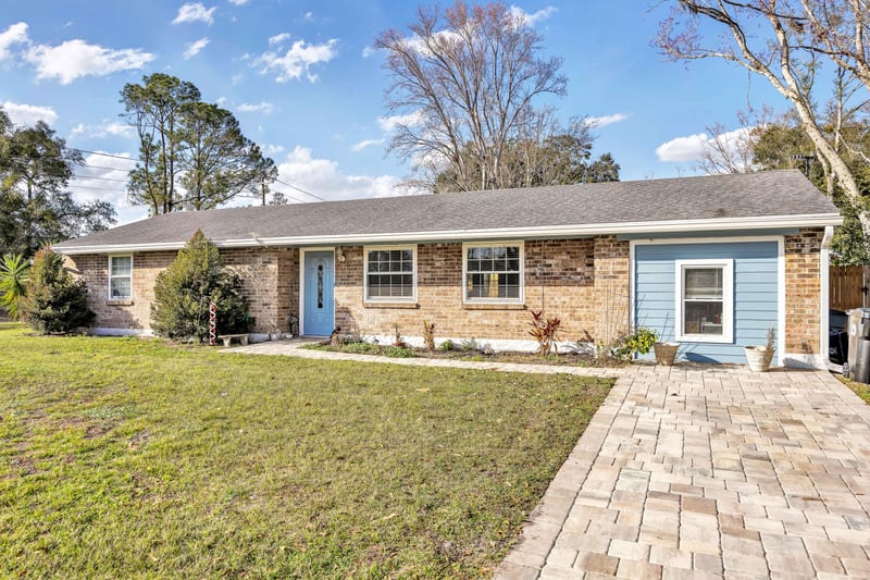 Photo 1 of 2823 Tanglewood Blvd, Orange Park, FL 32065, photographed by Megapixeler