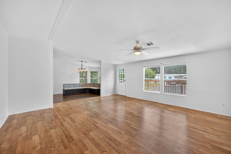 Photo 9 of 489 Starratt Rd, Jacksonville, FL 32218, photographed by Megapixeler