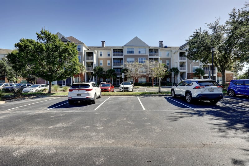 Front showing entire bulding at 11251 Campfield Dr unit 1403, Jacksonville, FL 32256