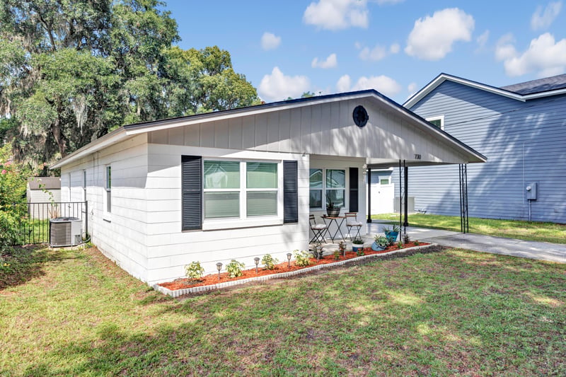 Photo 3 of 730 Pine Ave, Green Cove Springs, FL 32043, photographed by Megapixeler