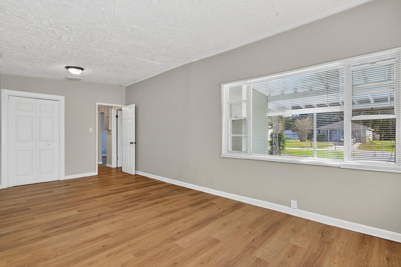 Photo 27 of 5822 Begonia Rd, Jacksonville, FL 32209, photographed by Megapixeler