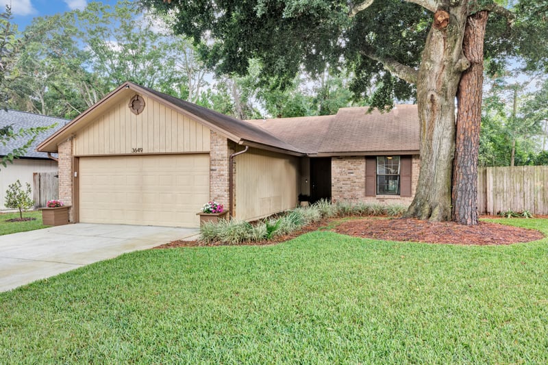 Photo 2 of 3649 Lumberjack Way, Jacksonville, FL 32223, photographed by Megapixeler