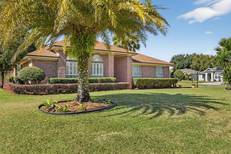 Photo 3 of 3211 Chantilly Ct, Orange Park, FL 32073, photographed by Megapixeler