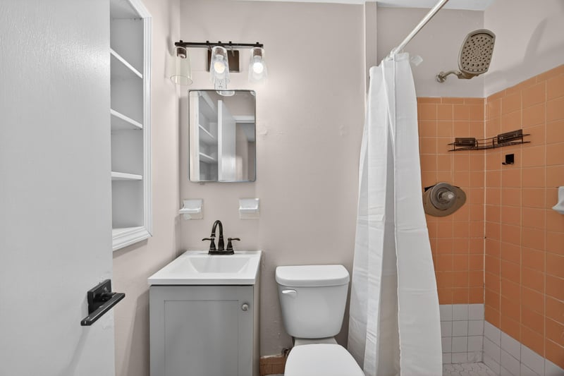 Photo 19 of 2839 Loran Dr W, Jacksonville, FL 32216, photographed by Megapixeler