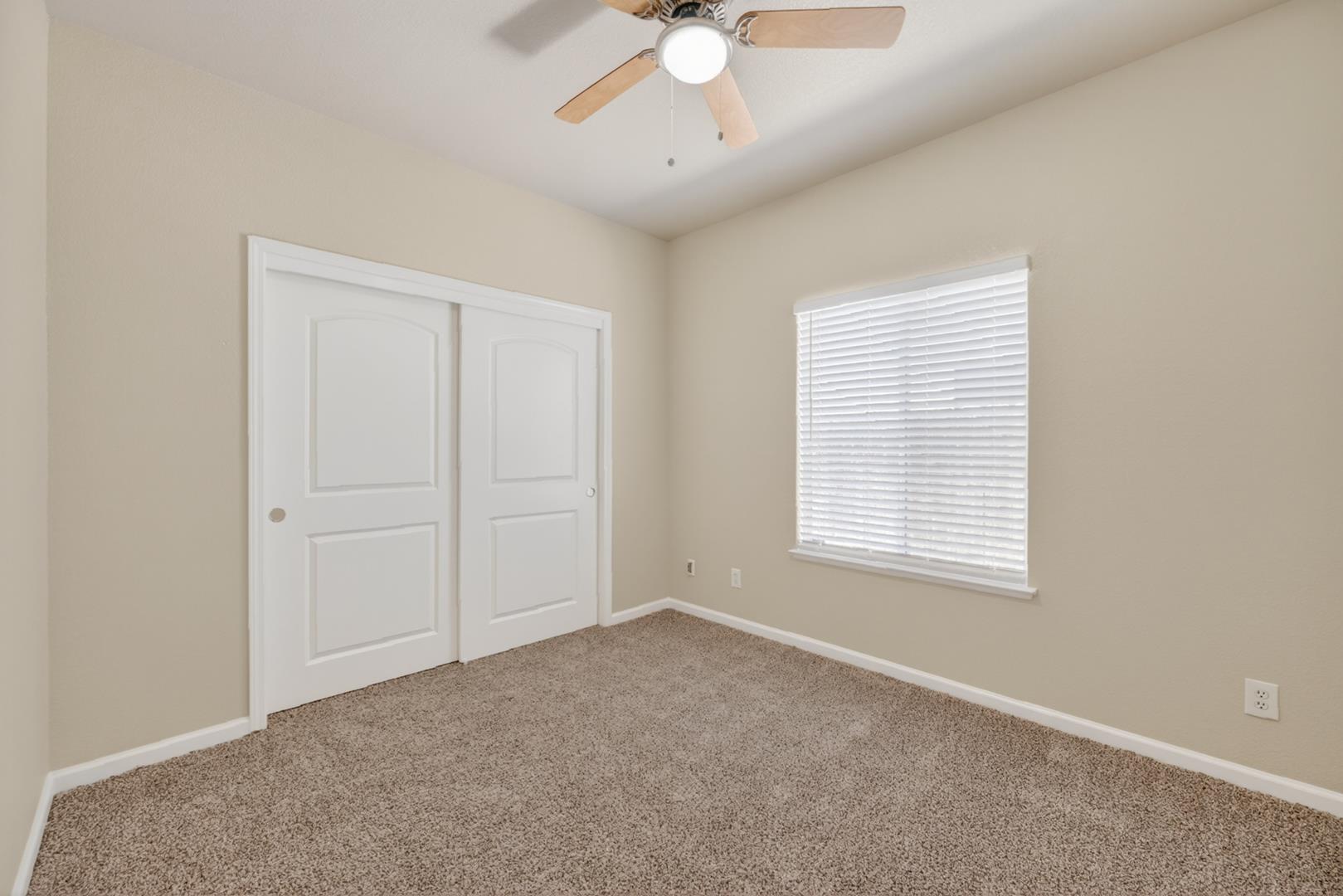 2228 E Yeargin Dr, photo 47