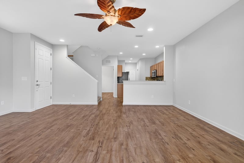 Photo 8 of 3680 Creswick Cir unit 17 i, Orange Park, FL 32065, photographed by Megapixeler