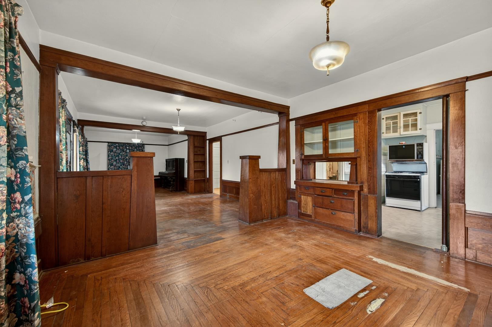435 N Alta Ave, photo 22