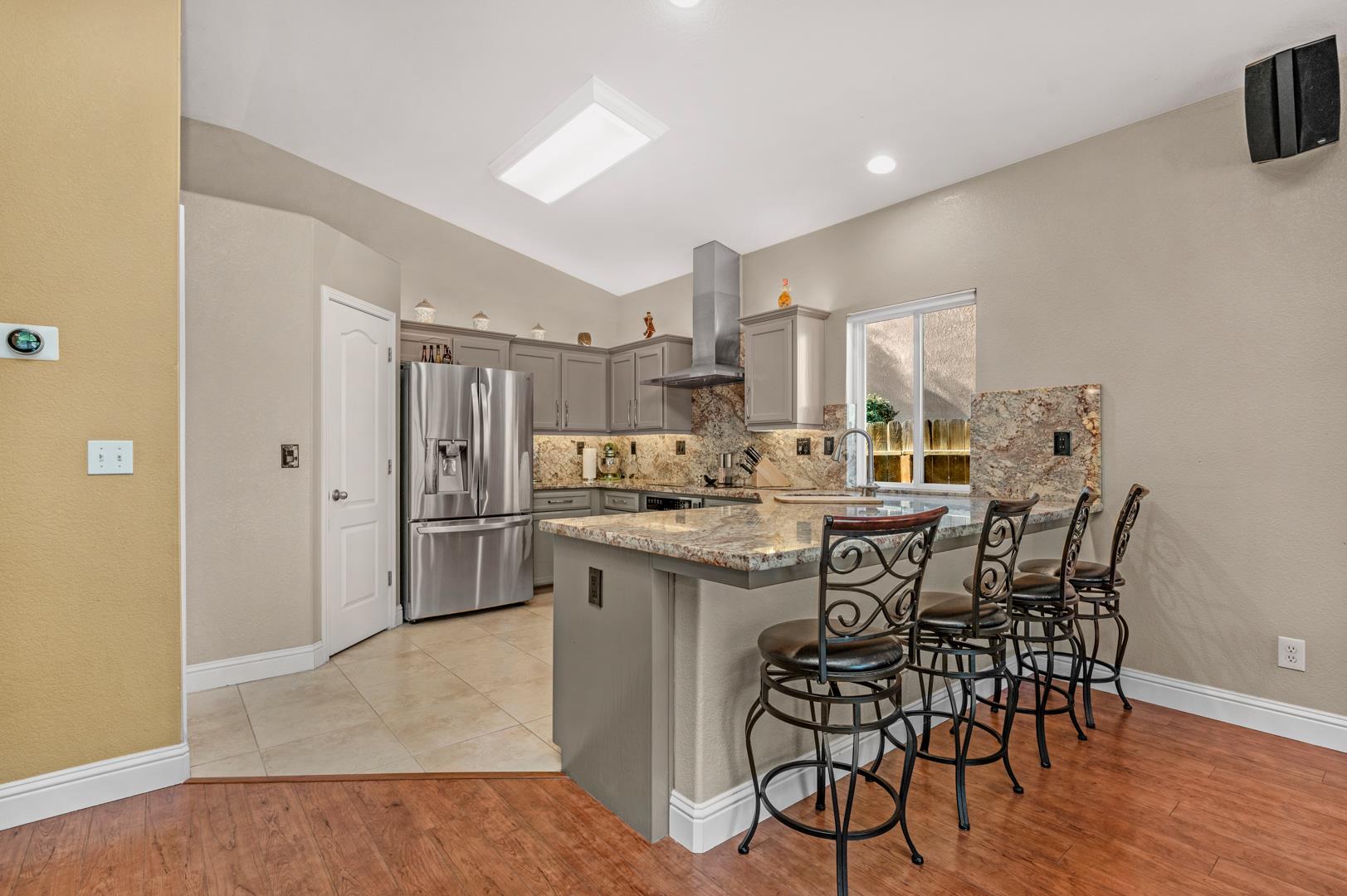 2145 S Eddy Ave, photo 20