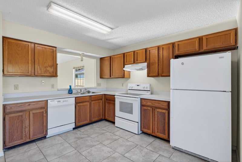 Photo 13 of 11170 Wandering Oaks Dr, Jacksonville, FL 32257, photographed by Megapixeler