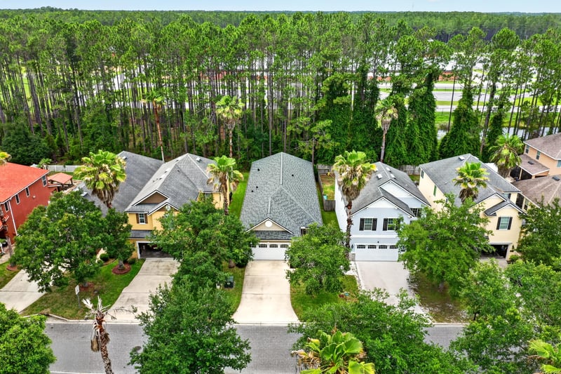Photo 5 of 618 Briar View Dr, Orange Park, FL 32065, photographed by Megapixeler