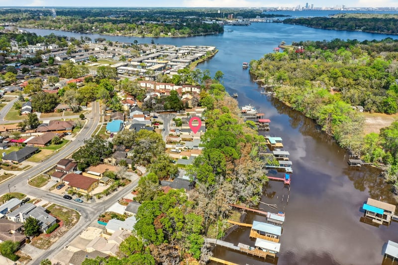 Photo 2 of 5478 Mariners Cove Dr, Jacksonville, FL 32210, photographed by Megapixeler