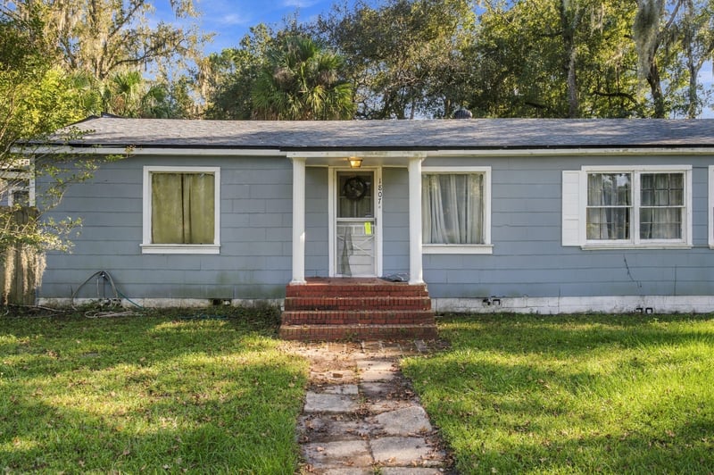 Front entry with covered stoop and walkway at 1807 Idlewild Ave, Green Cove Springs, FL