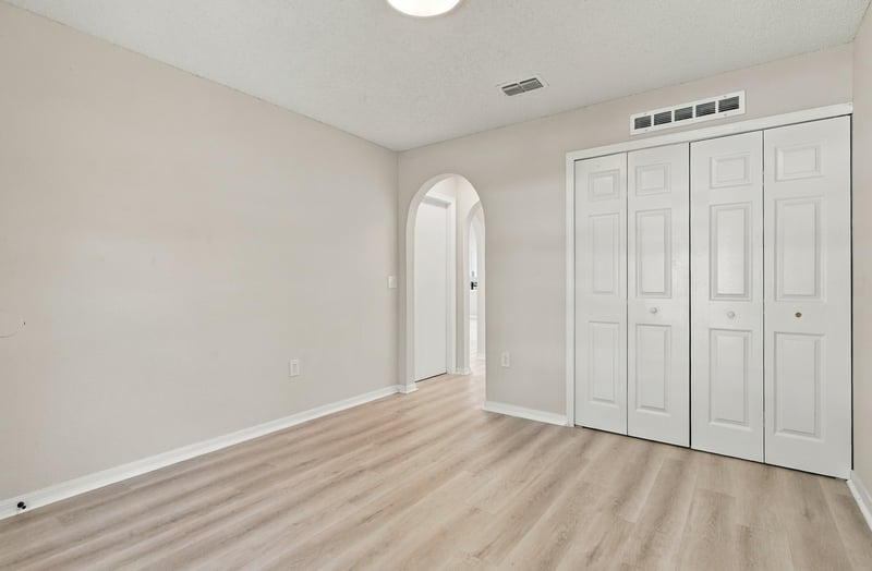 Photo 9 of 6614 Gentle Oaks Dr N, Jacksonville, FL 32244, photographed by Megapixeler