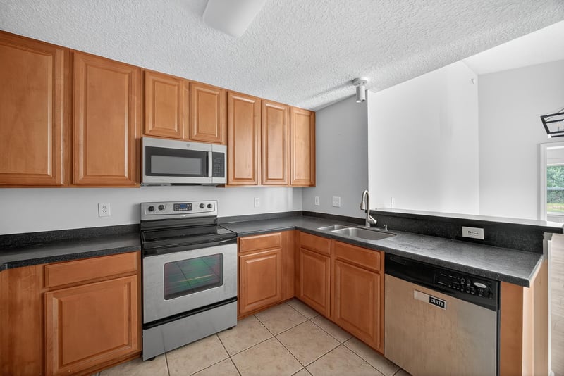Photo 15 of 7055 Deer Lodge Cir #105, Jacksonville, FL 32256, photographed by Megapixeler