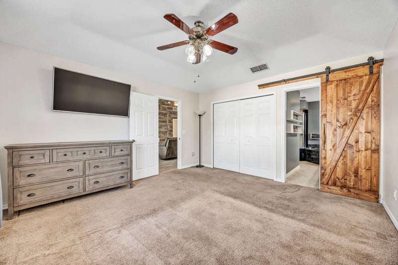Photo 21 of 10575 Otter Creek Dr, Jacksonville, FL 32222, photographed by Megapixeler