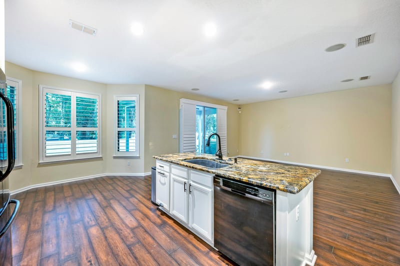 Photo 15 of 10899 Birchard Ln, Jacksonville, FL 32257, photographed by Megapixeler