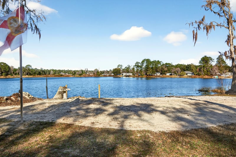 Photo 41 of 126 Palmetto Trail, Interlachen, FL 32148, photographed by Megapixeler