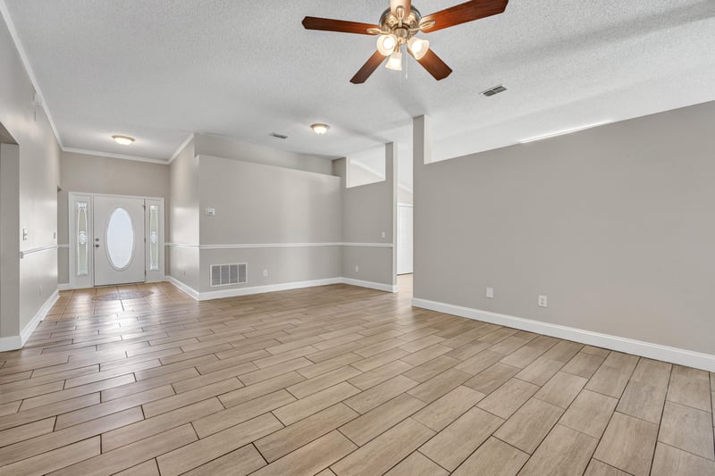 Photo 8 of 590 Timber Trace Ct, Orange Park, FL 32073, photographed by Megapixeler