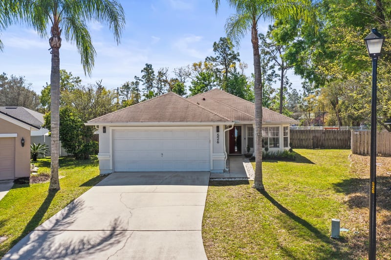 Front at 526 Silverbell Ct, Jacksonville, FL 32259