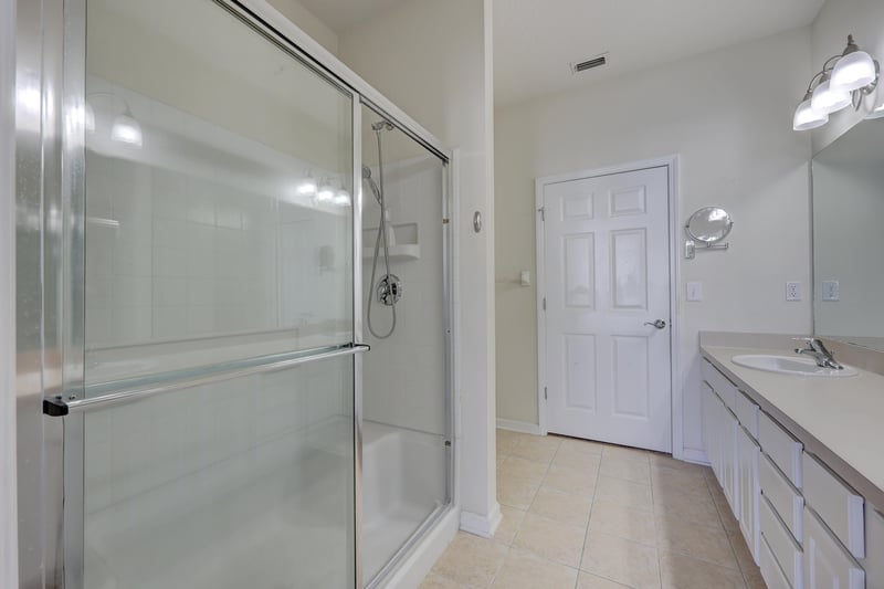 Primary Bath at 11251 Campfield Dr unit 1403, Jacksonville, FL 32256