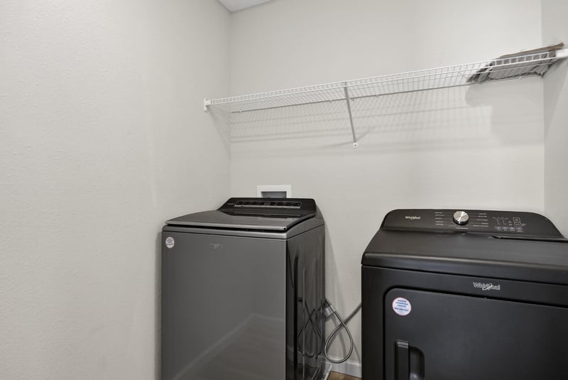 Laundry Room at 14790 Cashew Ave, Jacksonville, FL 32218