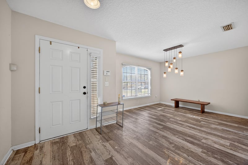 Photo 5 of 14262 Crestwick Dr W, Jacksonville, FL 32218, photographed by Megapixeler
