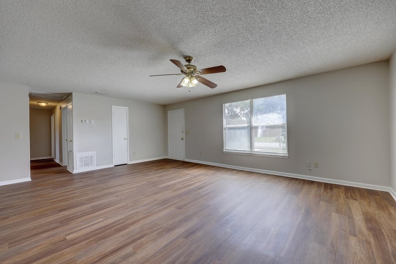 Family Room at 8903 Kersey Dr, Jacksonville, FL 32216