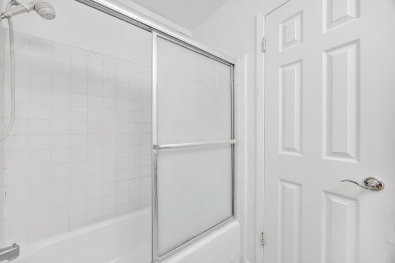 Photo 28 of 8300 Plaza Gate Ln unit 1062, Jacksonville, FL 32217, photographed by Megapixeler