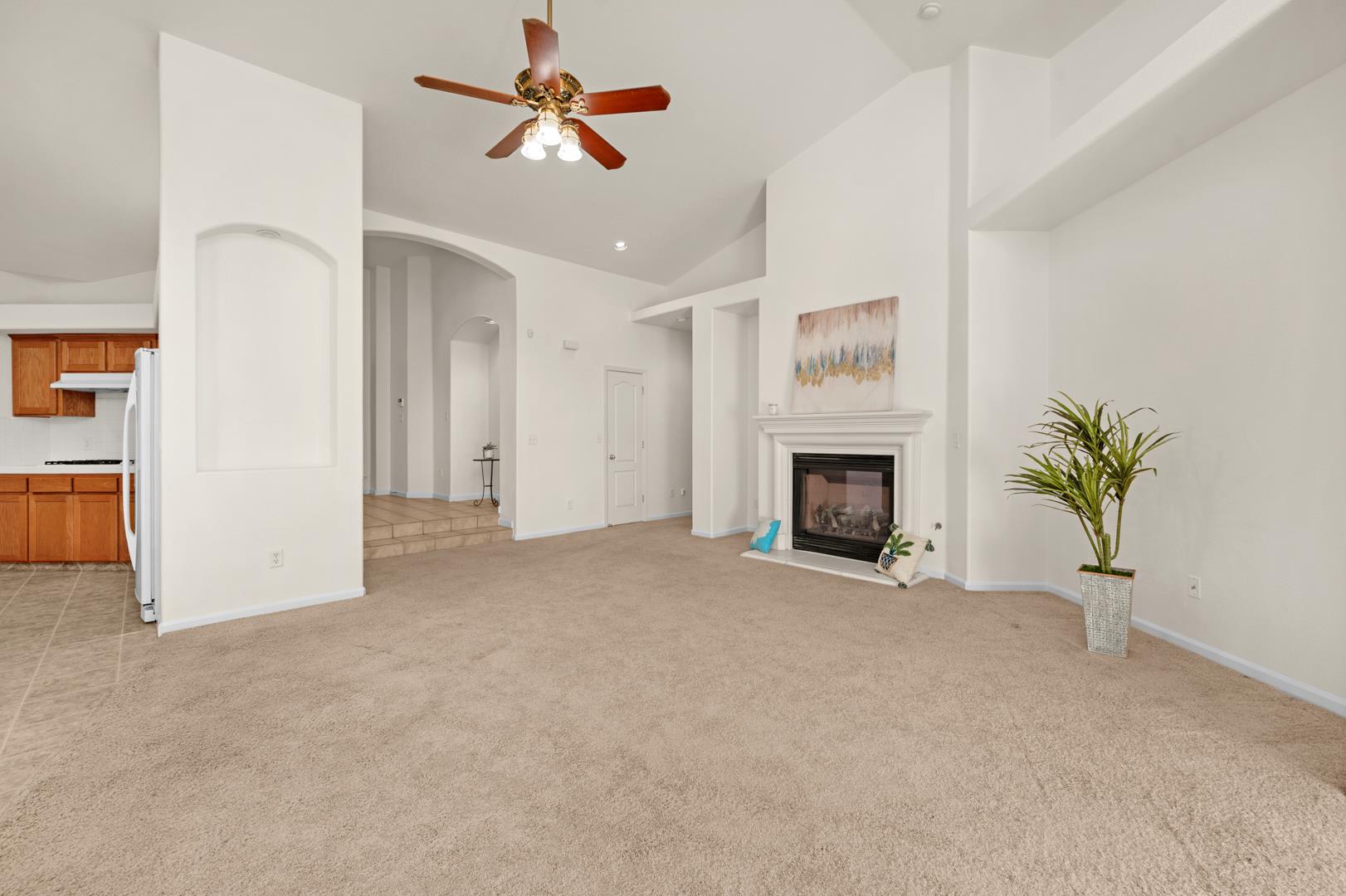 6687 E Michigan Ave, photo 35