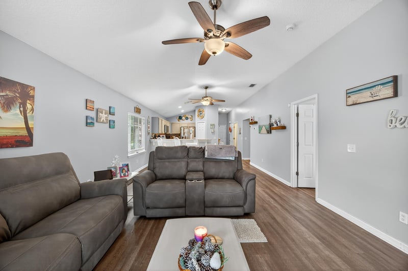 Photo 8 of 9167 Mill Grove Dr, Jacksonville, FL 32222, photographed by Megapixeler