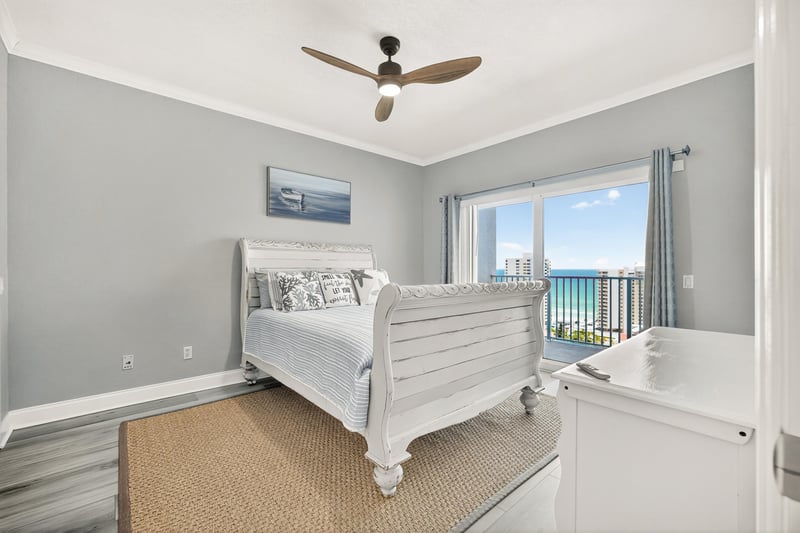 Photo 25 of 2 Oceans W Blvd, Daytona Beach, FL 32118, photographed by Megapixeler
