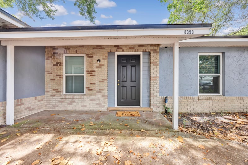 Photo 4 of 8390 Scottish Ct, Jacksonville, FL 32244, photographed by Megapixeler