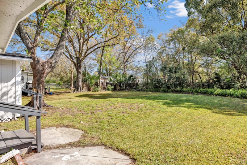 Photo 30 of 825 Wyolen St, Jacksonville, FL 32254, photographed by Megapixeler