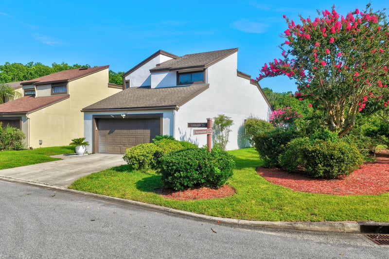 Photo 10 of 7812 Linkside Dr, Jacksonville, FL 32256, photographed by Megapixeler