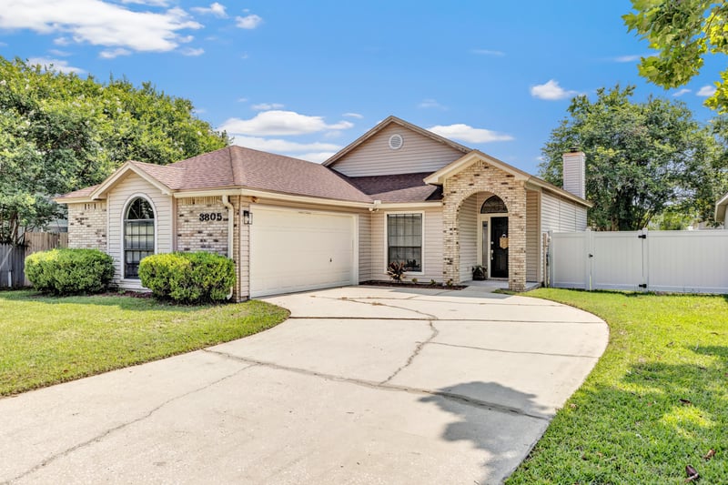 Photo 3 of 3805 Tallcott Dr, Jacksonville, FL 32246, photographed by Megapixeler