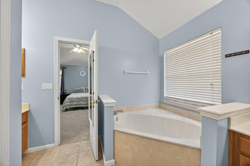 Photo 16 of 3204 Wandering Oaks Dr, Orange Park, FL 32065, photographed by Megapixeler