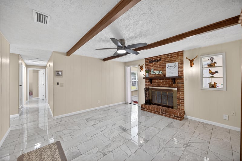 Living Room 3 at 3627 County Road 218, Middleburg, FL 32068
