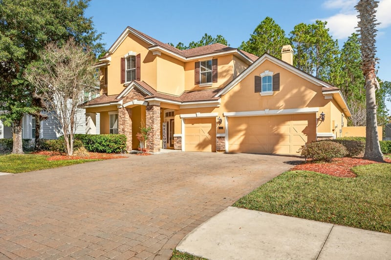 Photo 4 of 1033 Southern Hills Dr, Orange Park, FL 32065, photographed by Megapixeler