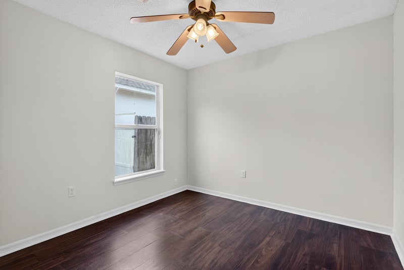 Photo 22 of 2042 Wiley Oaks Ln, Jacksonville, FL 32210, photographed by Megapixeler