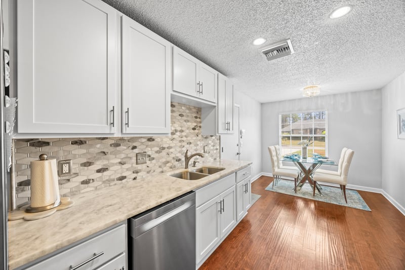 Photo 21 of 10928 Copper Hill Dr, Jacksonville, FL 32218, photographed by Megapixeler