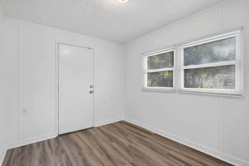 Photo 15 of 1814 Locust Ave, Palatka, FL 32177, photographed by Megapixeler
