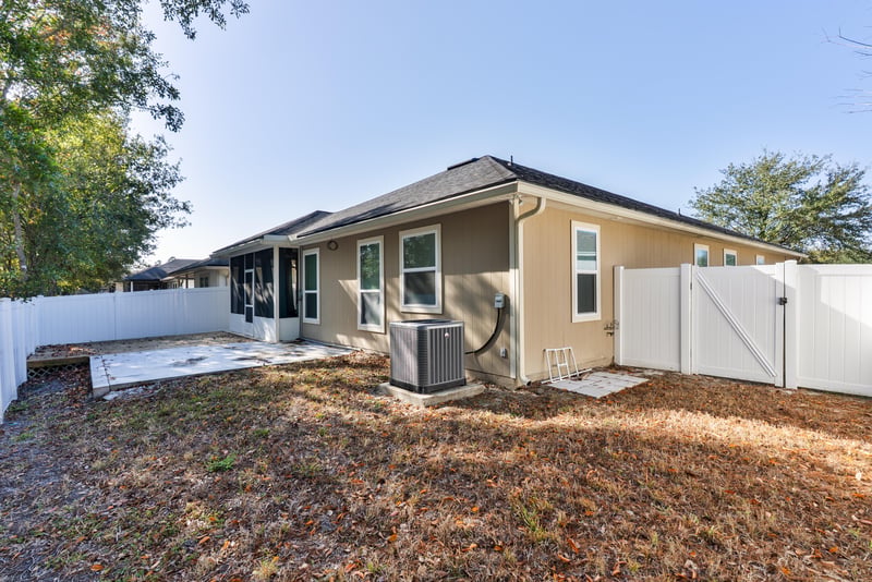Back at 11567 Sycamore Cv Ln, Jacksonville, FL 32218