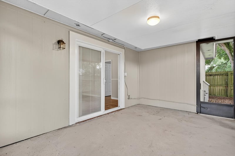 Photo 33 of 7770 Invermere Blvd N, Jacksonville, FL 32244, photographed by Megapixeler
