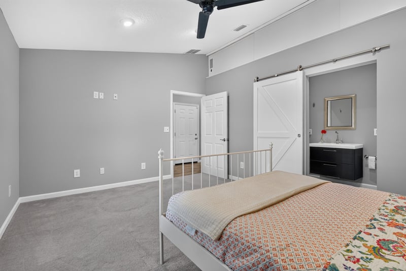Bedroom with adjoining hallway, photographed by Megapixeler on Birch Run E, Orange Park