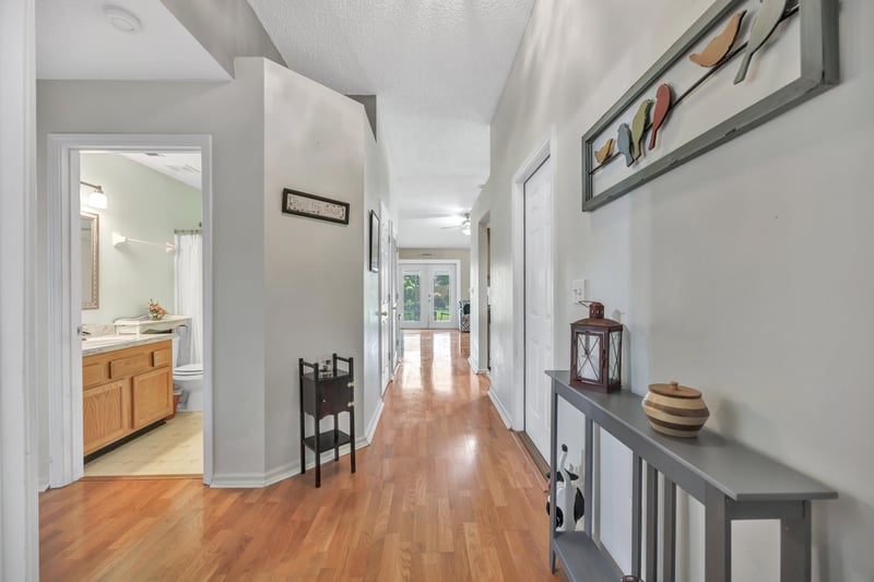 Photo 5 of 183 Mayall Dr, Jacksonville, FL 32220, photographed by Megapixeler
