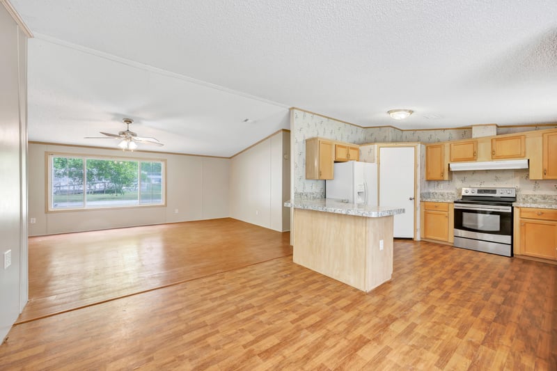 Photo 11 of 1276 Floyd St, Fleming Island, FL 32003, photographed by Megapixeler